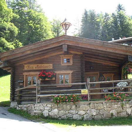 Almbruennerl Die Almhuette Auf Der Raffner Alm Ruhpolding Cameră foto