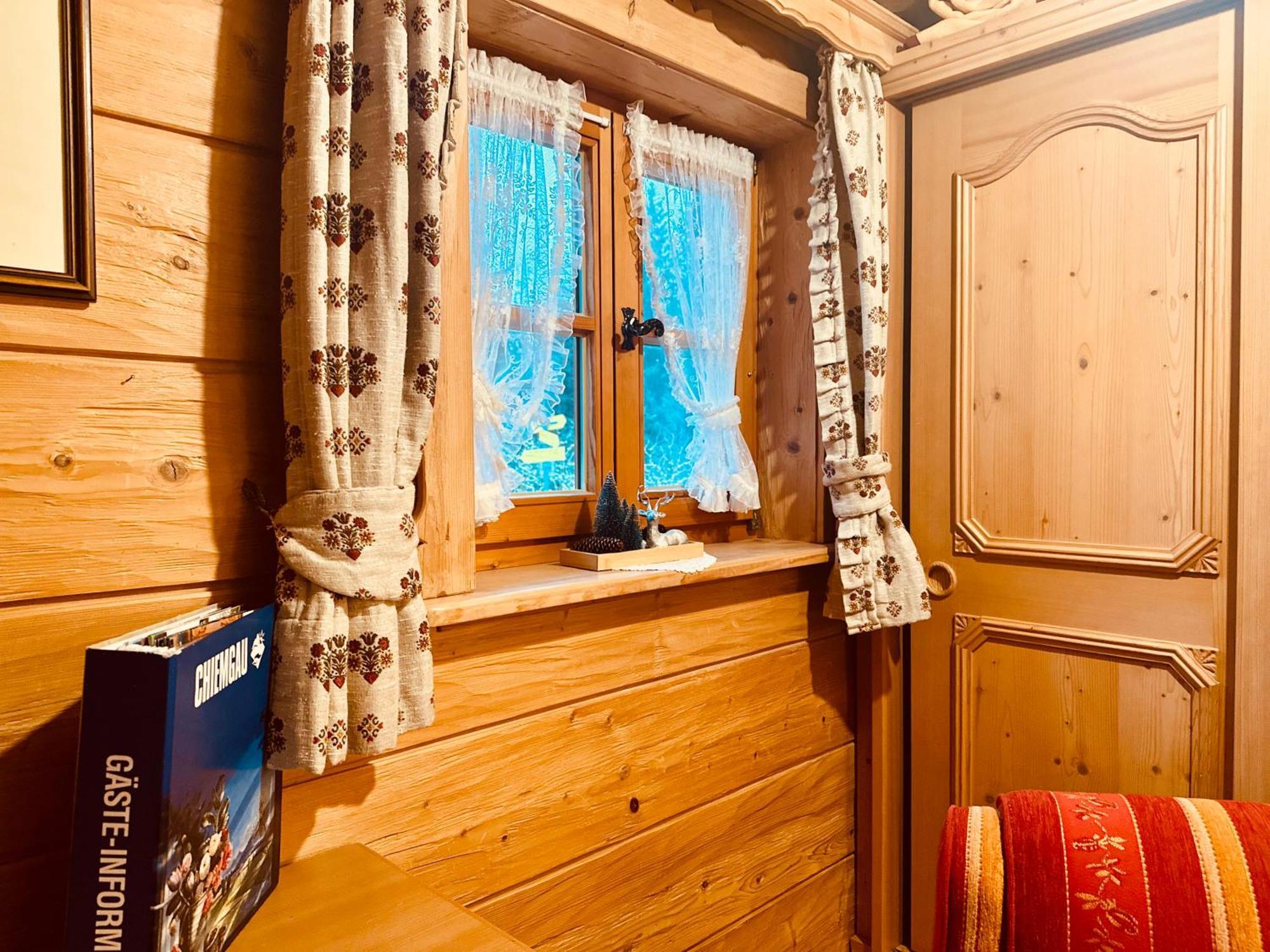 Almbruennerl Die Almhuette Auf Der Raffner Alm Ruhpolding Exterior foto
