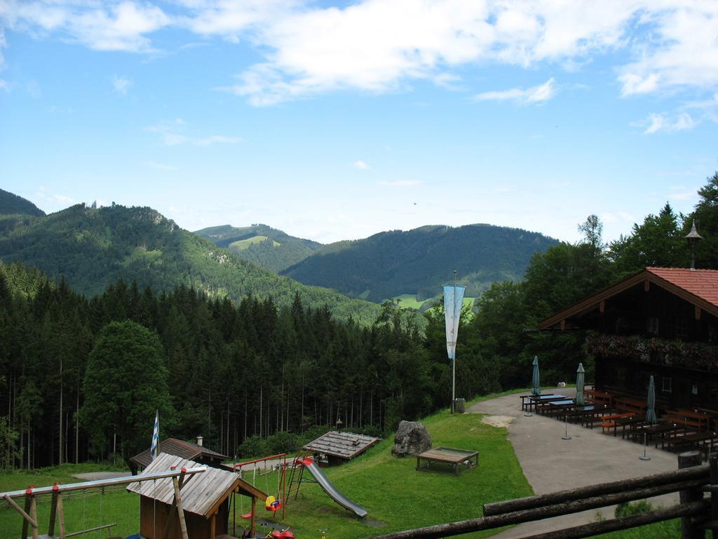 Almbruennerl Die Almhuette Auf Der Raffner Alm Ruhpolding Cameră foto
