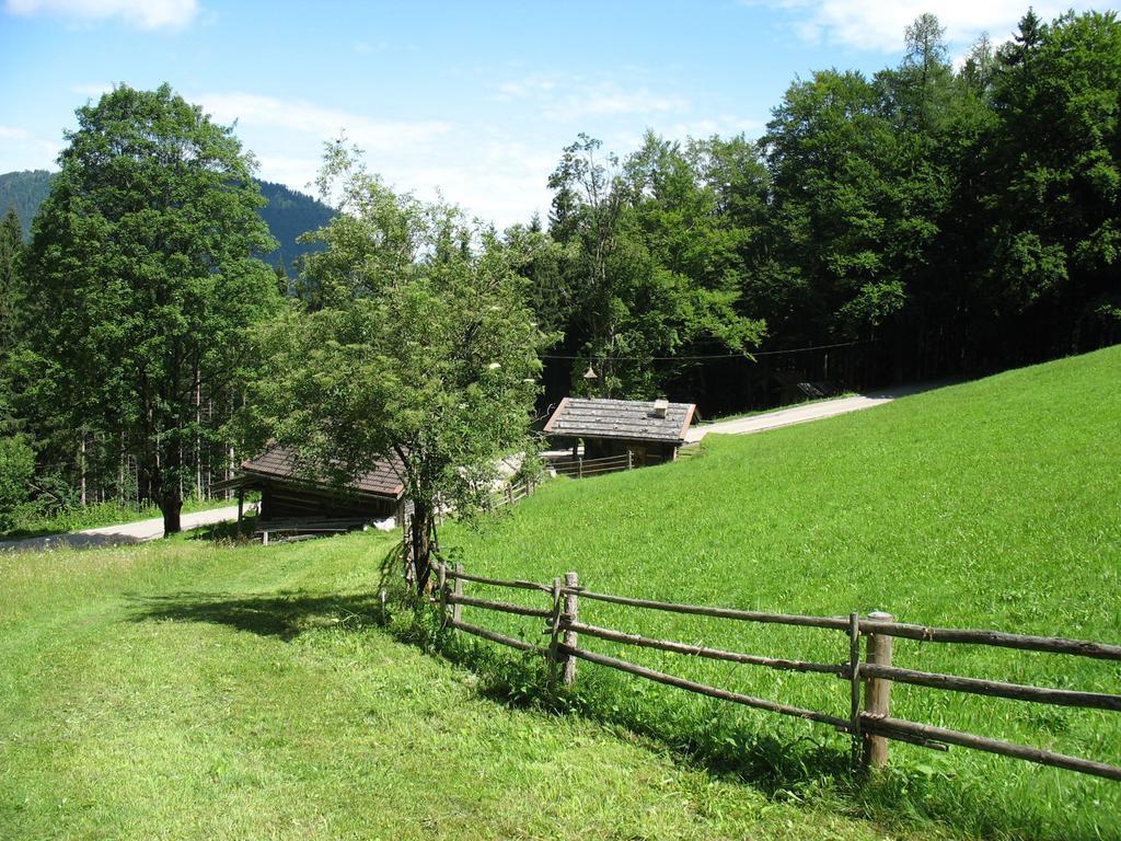 Almbruennerl Die Almhuette Auf Der Raffner Alm Ruhpolding Cameră foto